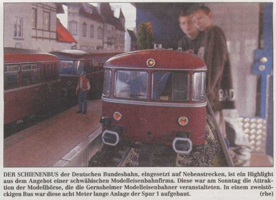 Zeitungsbericht über den Schienenbus